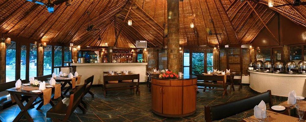 Garjia The Riverview Retreat Corbett By Leisure Hotels מסעדה תמונה
