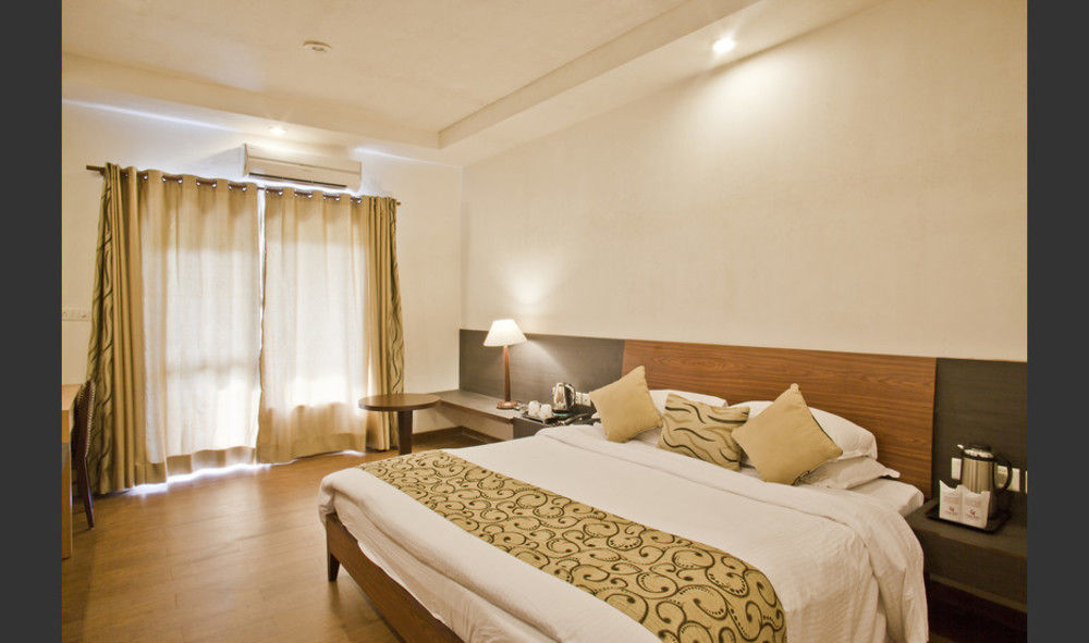 Garjia The Riverview Retreat Corbett By Leisure Hotels מראה חיצוני תמונה