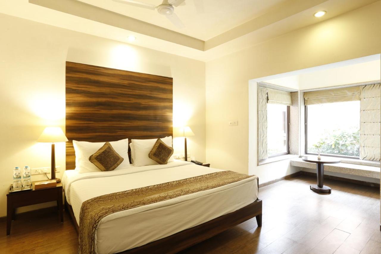 Garjia The Riverview Retreat Corbett By Leisure Hotels מראה חיצוני תמונה